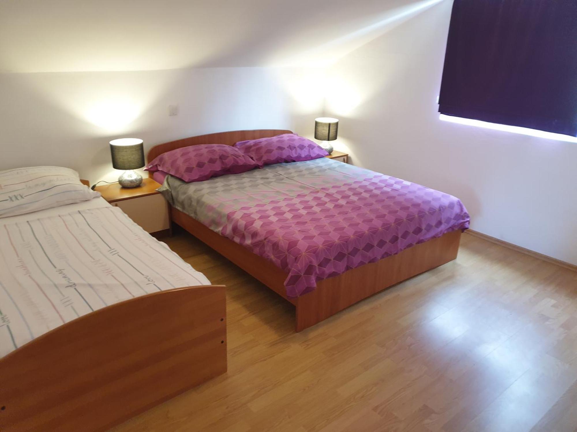 Apartments Mare Banjol Cameră foto