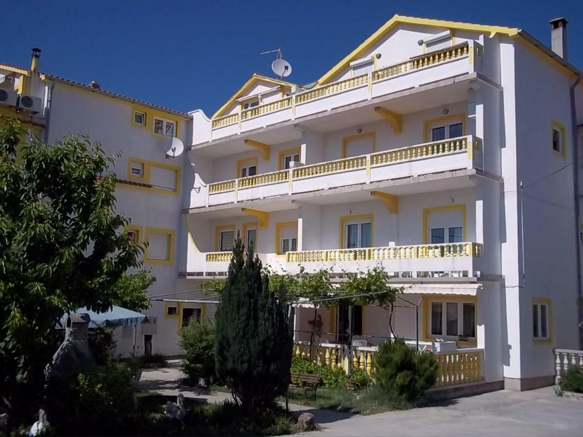 Apartments Mare Banjol Exterior foto